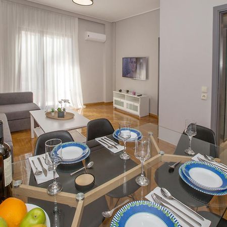Cozy Apartment In Syntagma-Plaka By Ghh เอเธนส์ ภายนอก รูปภาพ