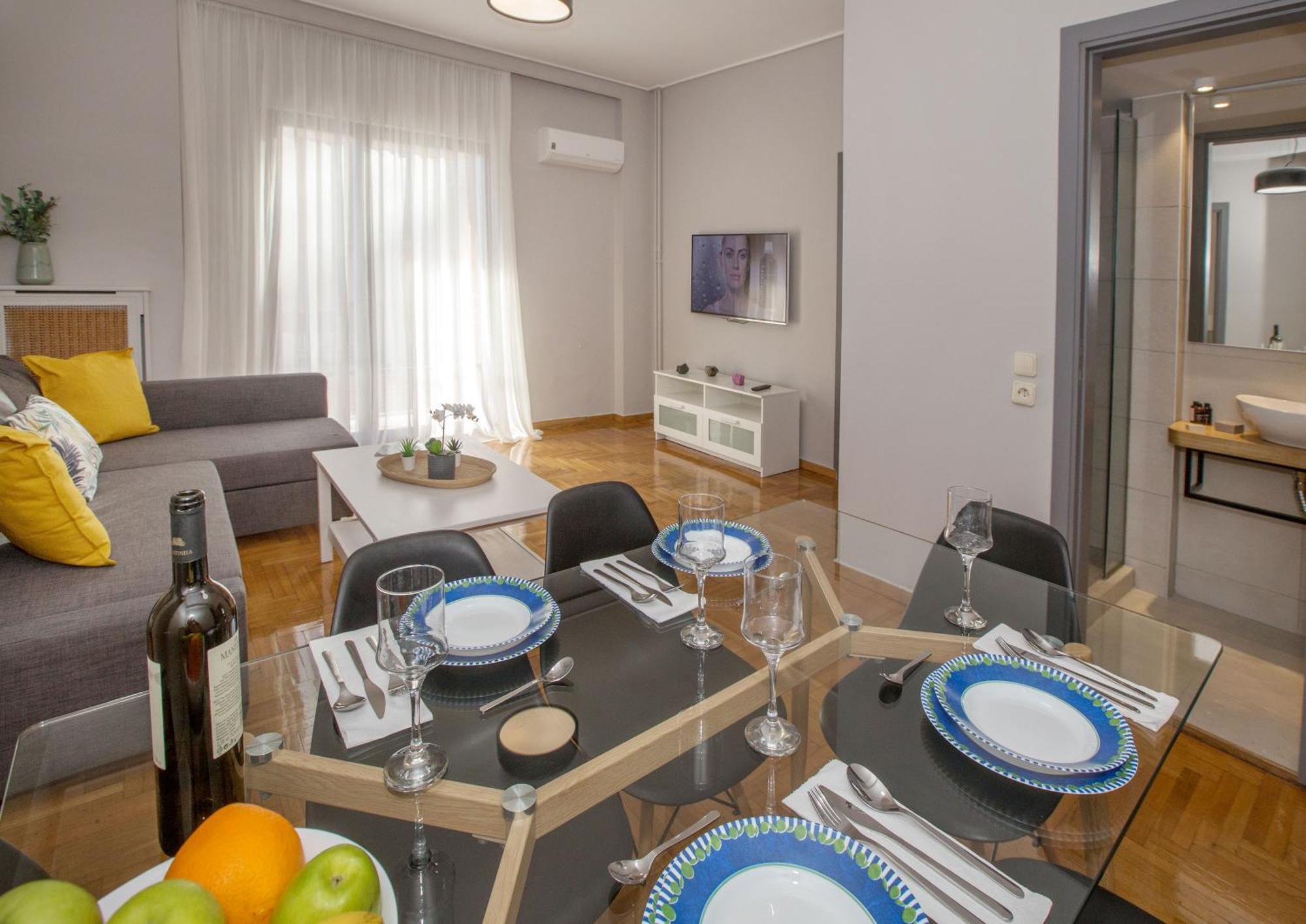 Cozy Apartment In Syntagma-Plaka By Ghh เอเธนส์ ภายนอก รูปภาพ